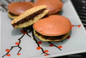 makanan jepang dorayaki
