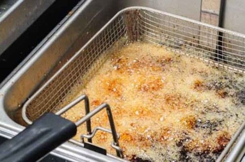 3-alat-penggorengan-yang-menggunakan-gas-untuk-usaha-restoran